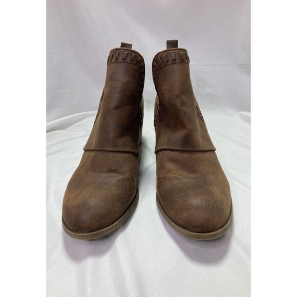 Rock & Candy Lipton Chelsea Booties Brown Womens Size 7 Block Heel Slip-On - Picture 2 of 9